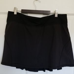 Lululemon black tennis/exercise skirt with ruffles